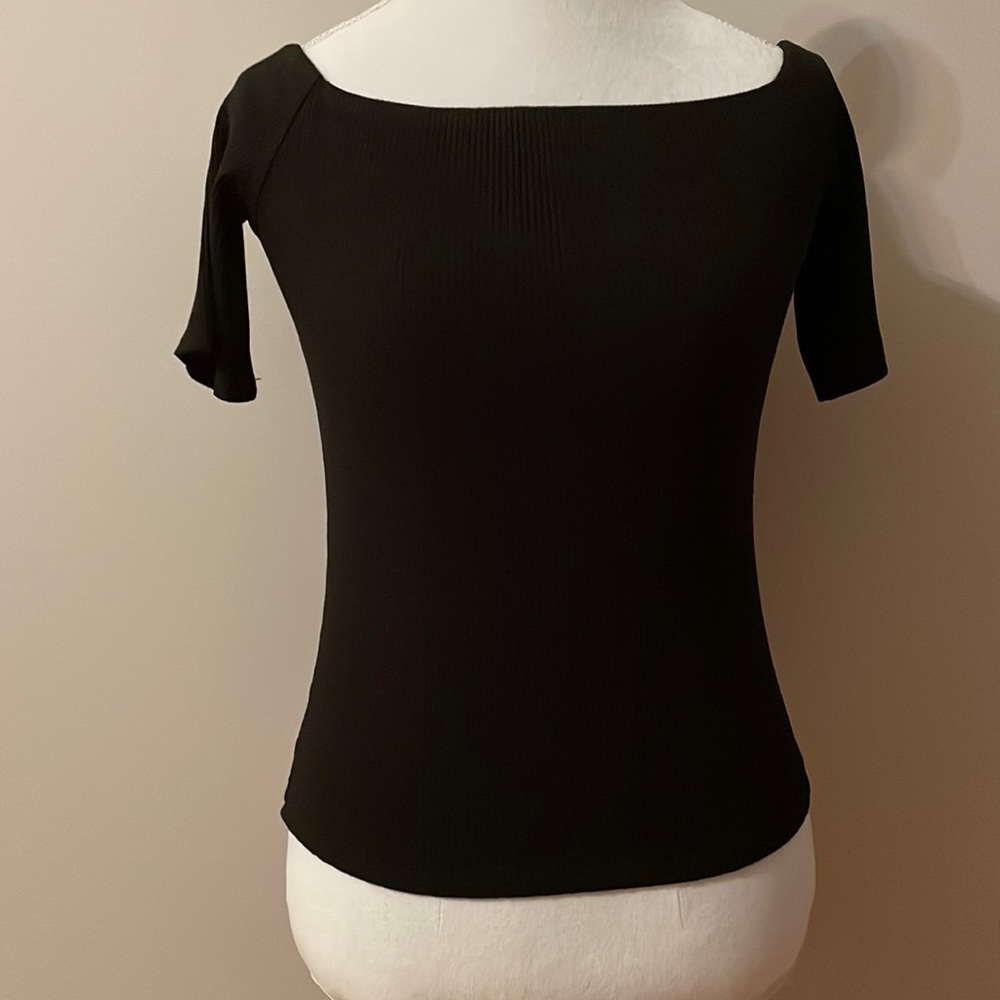 Women's- H&M Off the Shoulder Top- Black size Medium